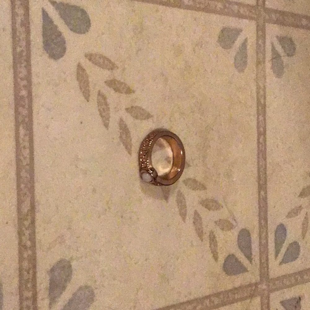 Real copper ring with real white jewel 💎